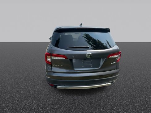 Used 2021 Honda Pilot EX image 8