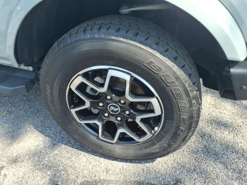 Used 2024 Ford Bronco Outer Banks AWD/4WD image 7