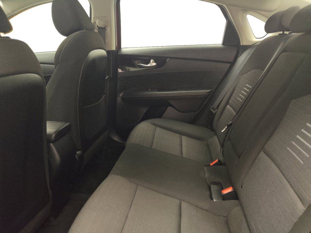 Used 2019 Kia Forte S w/ S Premium Package FWD image 18