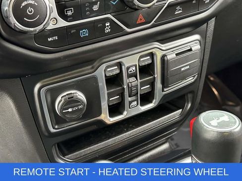 Used 2022 Jeep Wrangler Unlimited Sahara w/ Cold Weather Group image 8