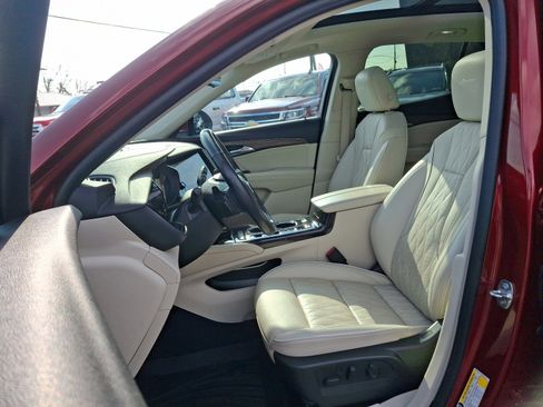 Used 2022 Buick Envision Avenir w/ Technology Package II image 13