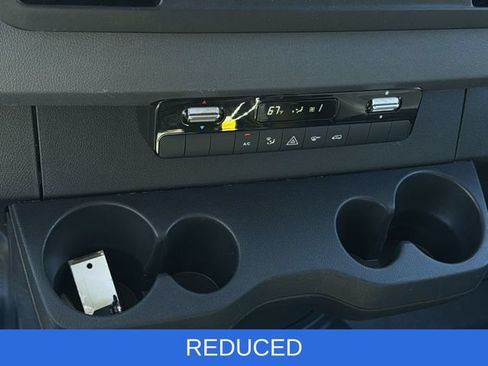 Used 2025 Mercedes-Benz Sprinter 2500 image 22