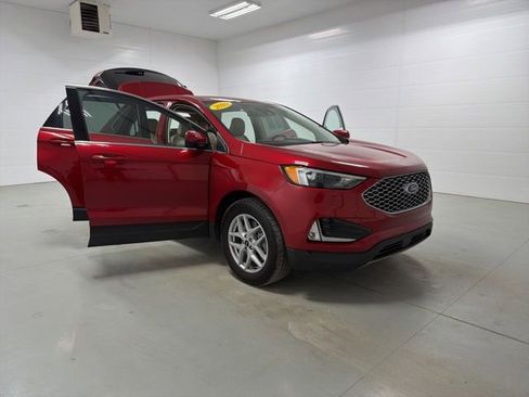 Used 2024 Ford Edge SEL w/ Convenience Package AWD/4WD image 10