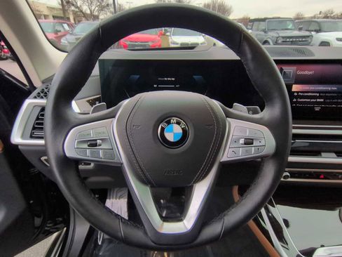 Certified 2023 BMW X7 xDrive40i w/ Executive Package image 25
