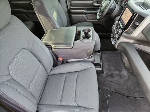 New 2026 RAM 1500 Express image 15