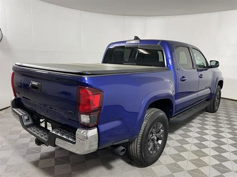 Certified 2023 Toyota Tacoma SR5 AWD/4WD image 7