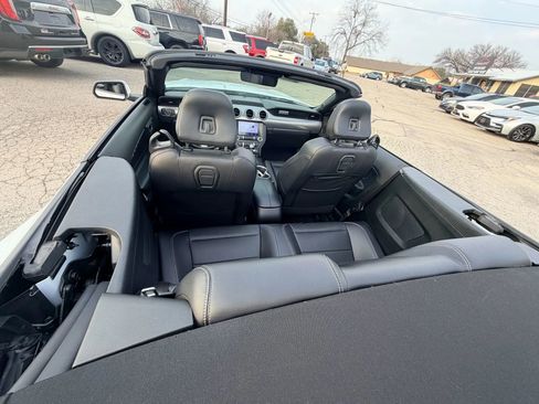 Used 2023 Ford Mustang Premium image 8