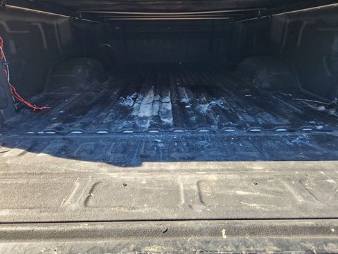 Used 2021 Chevrolet Silverado 2500 LTZ w/ LTZ Texas Edition image 32