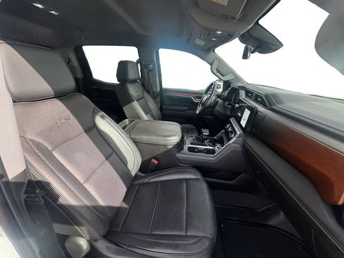 Used 2023 GMC Sierra 1500 Denali w/ Technology Package image 15