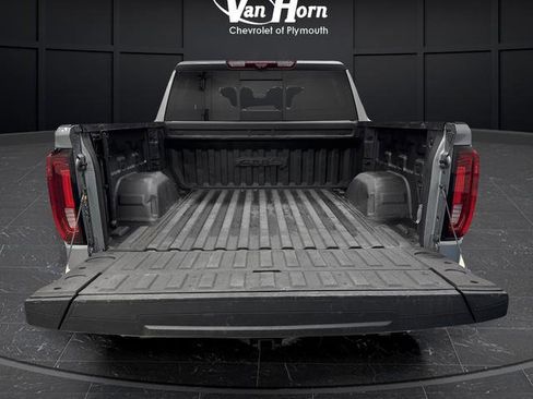Used 2023 GMC Sierra 1500 AT4 w/ Technology Package image 14