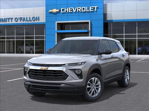 New 2026 Chevrolet TrailBlazer LS w/ LS Convenience Package FWD image 6