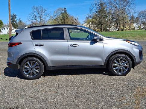 Certified 2022 Kia Sportage Nightfall Edition w/ Nighfall AWD Premium Package image 8