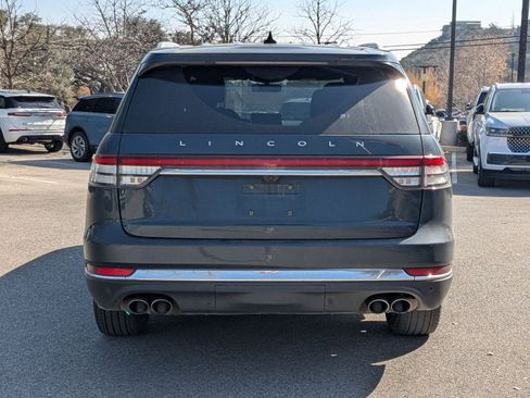 Used 2022 Lincoln Aviator Reserve w/ Equipment Group 201A image 4