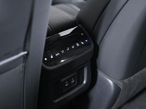 New 2026 INFINITI QX60 Luxe w/ Family Package image 26