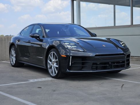 Certified 2026 Porsche Panamera 4 AWD/4WD image 10