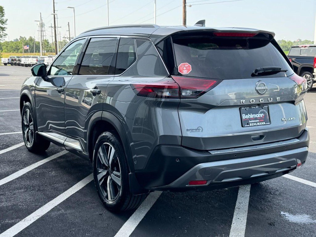 Used 2022 Nissan Rogue SL w/ SL Premium Package AWD/4WD image 8