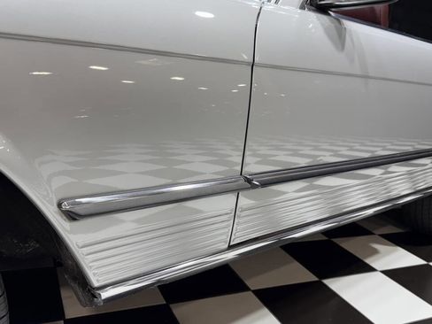 Used 1988 Mercedes-Benz 560 SL image 20