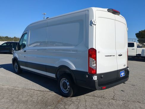 New 2026 Ford Transit 250 XL image 5