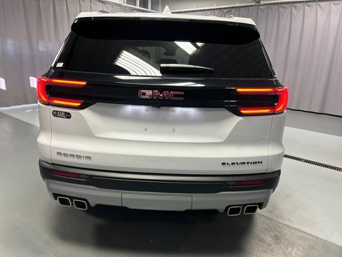 Used 2025 GMC Acadia Elevation image 6