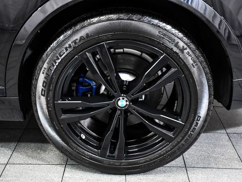 Used 2023 BMW X7 xDrive40i w/ Executive Package AWD/4WD image 8