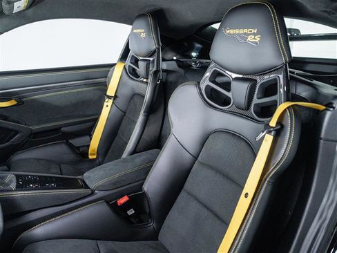 Certified 2025 Porsche 718 Cayman GT4 RS image 5