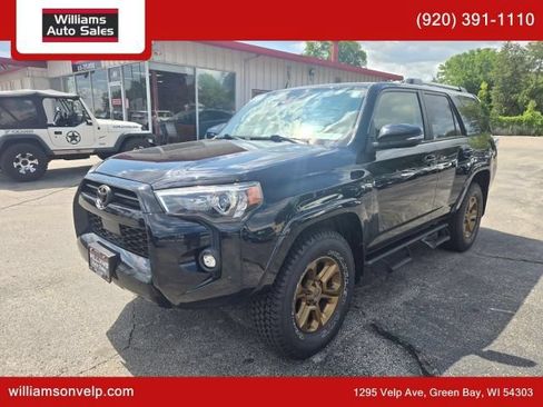 Used 2021 Toyota 4Runner SR5 Premium w/ Moonroof Package AWD/4WD image 10