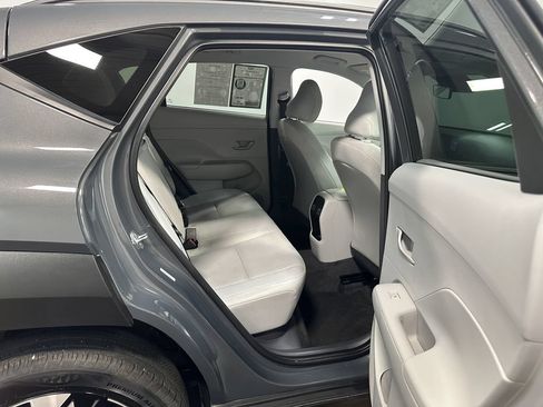 Used 2025 Hyundai Kona SEL AWD/4WD image 82