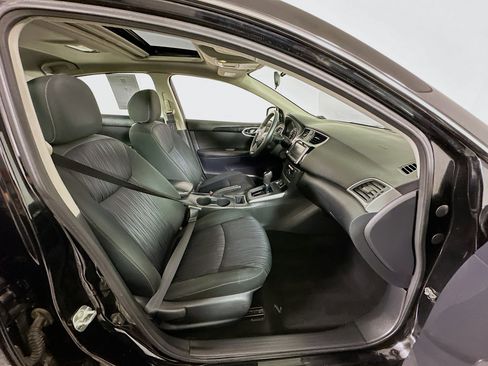 Used 2019 Nissan Sentra SV w/ Special Edition Package image 32