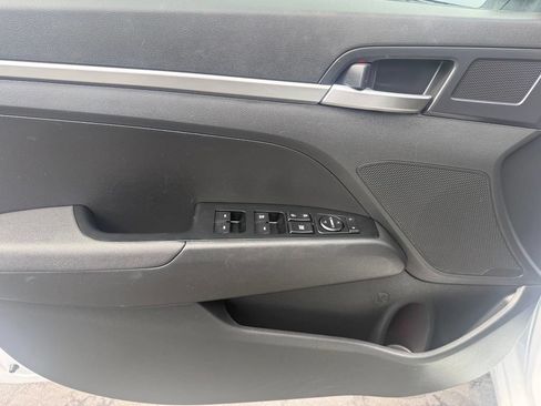 Used 2020 Hyundai Elantra SE w/ Cargo Package (C1) FWD image 40