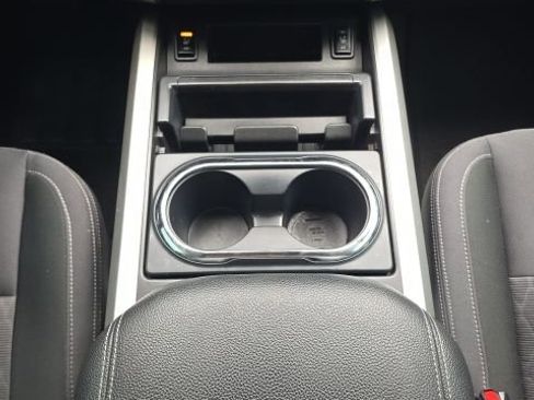 Used 2021 Nissan Titan SV w/ SV Convenience Package image 36