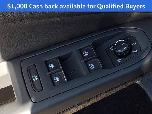 New 2025 Volkswagen GTI SE image 17