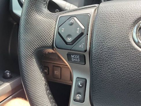 Used 2022 Toyota Tacoma SR5 w/ Technology Package RWD image 30