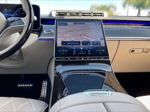 Used 2021 Mercedes-Benz S 580 4MATIC Sedan image 32