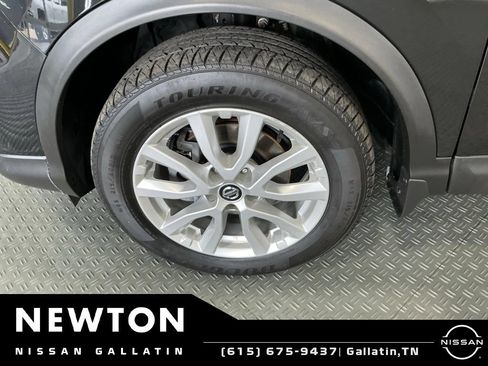 Used 2020 Nissan Rogue Sport SV FWD image 38