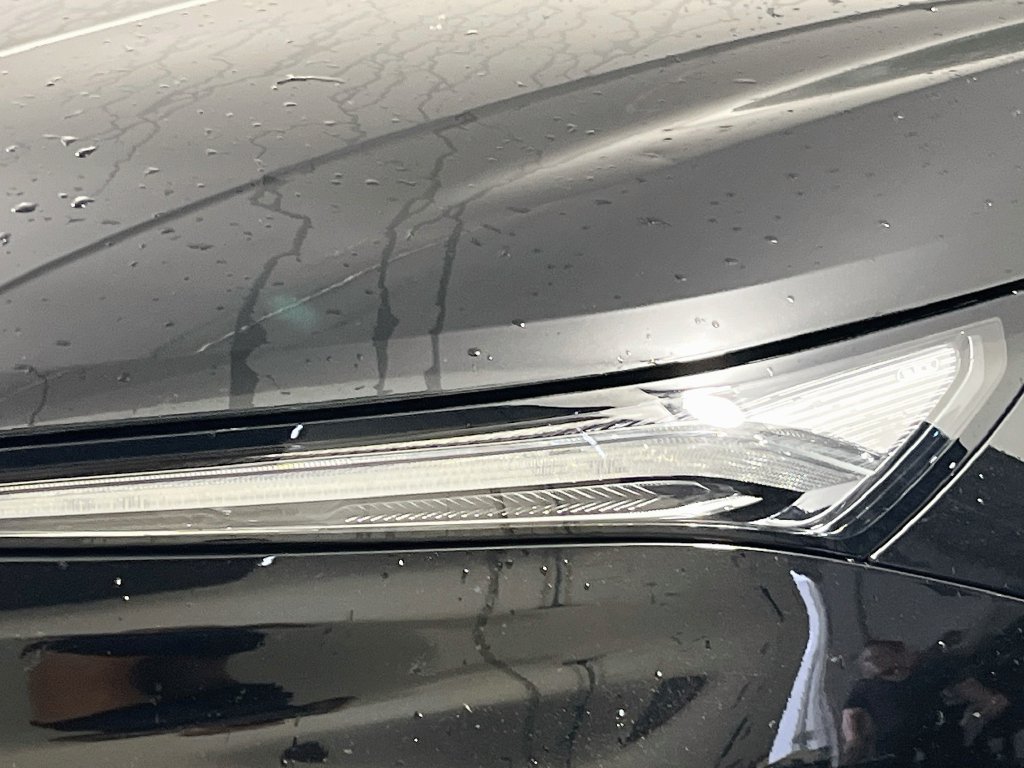 Used 2025 Buick Enclave Preferred FWD image 8