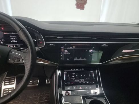 Used 2022 Audi SQ7 Premium Plus AWD/4WD image 4