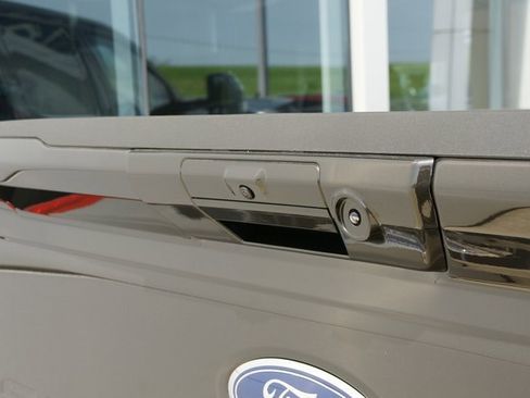 New 2025 Ford F250 Lariat w/ Lariat Ultimate Package image 17