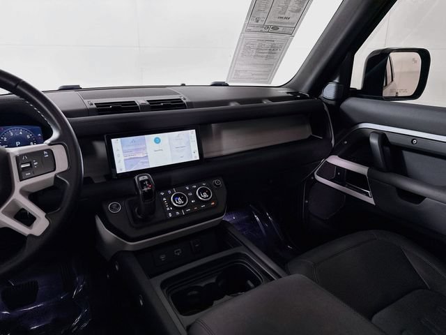 Used 2021 Land Rover Defender 110 SE AWD/4WD image 26
