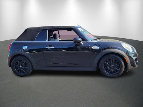 Used 2019 MINI Cooper S image 8