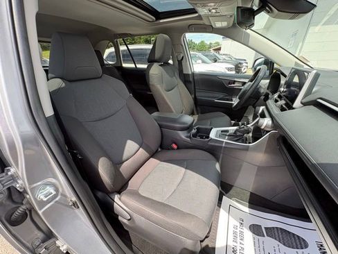 Used 2025 Toyota RAV4 XLE w/ Convenience Package AWD/4WD image 30