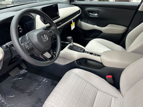 Used 2024 Honda HR-V LX image 13