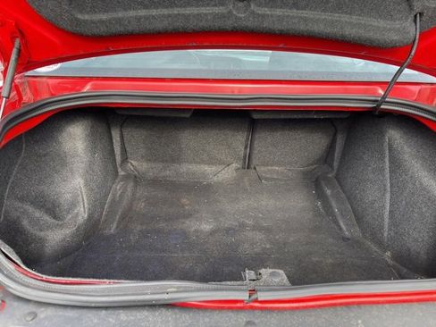 Used 2021 Dodge Challenger SXT w/ Blacktop Package image 10