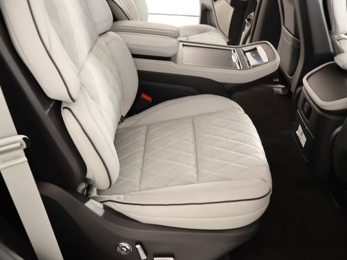 New 2026 Lincoln Navigator Black Label AWD/4WD image 15