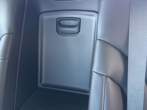 Used 2023 Genesis G80 2.5T RWD image 30