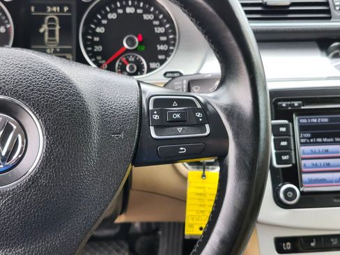 Used 2013 Volkswagen CC Sport image 26