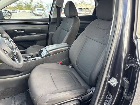 Used 2022 Hyundai Tucson SE image 15