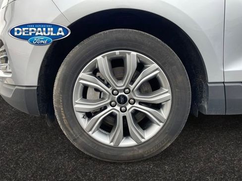 Used 2024 Ford Edge Titanium image 18