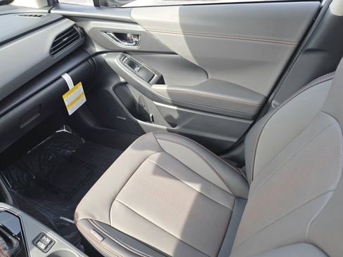 New 2025 Subaru Crosstrek 2.5i Limited w/ Popular Package #3A image 13