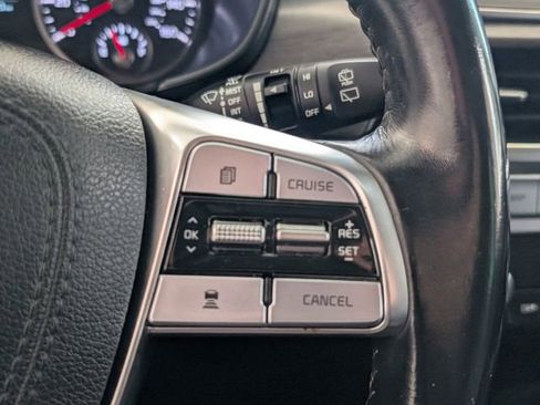 Used 2022 Kia Telluride EX w/ EX Premium Package FWD image 21