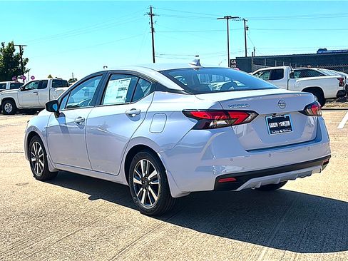 New 2025 Nissan Versa SV w/ Trunk Package image 6